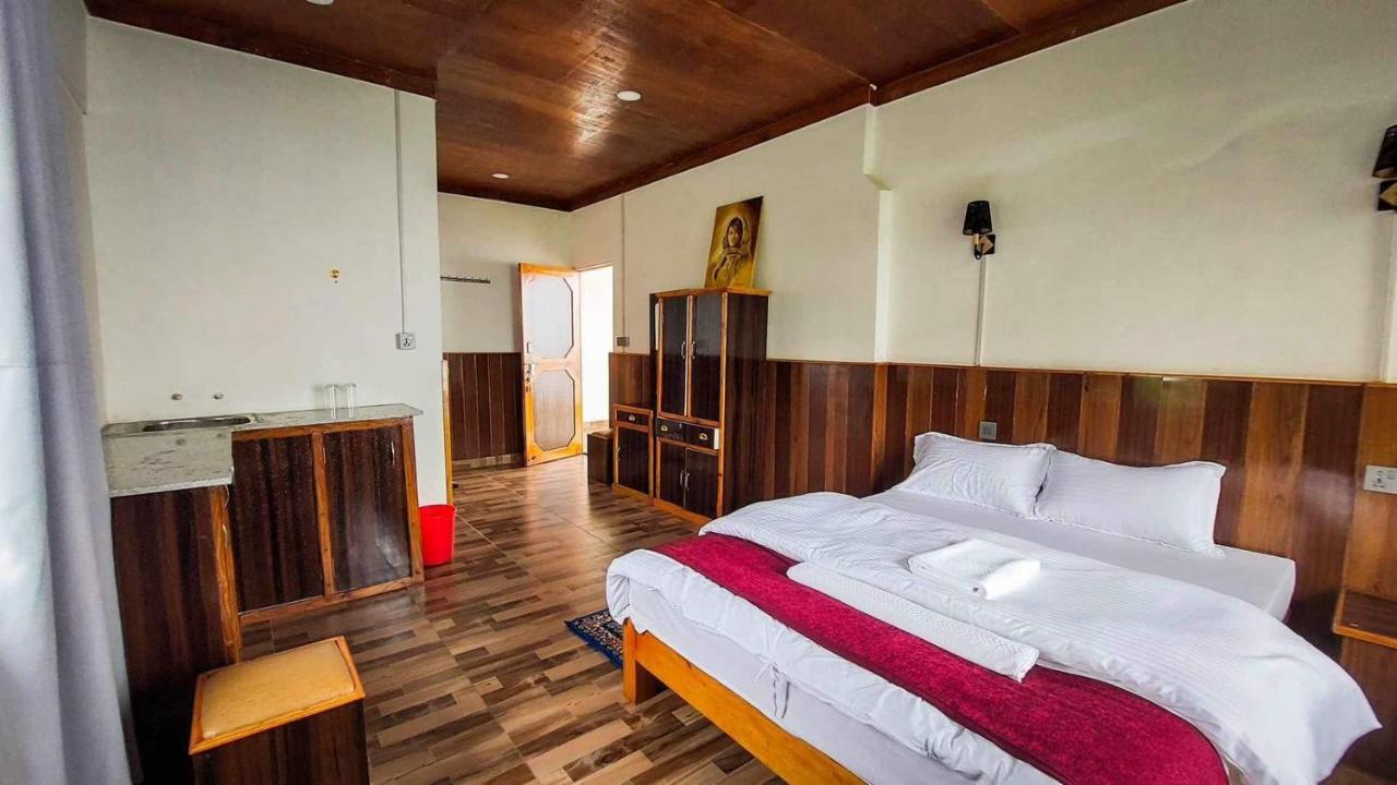 Panoramic View Guest House Sarangkot Pokhara Eksteriør billede
