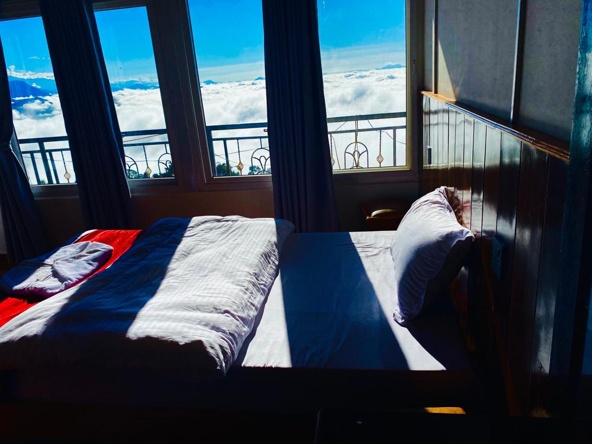 Panoramic View Guest House Sarangkot Pokhara Eksteriør billede